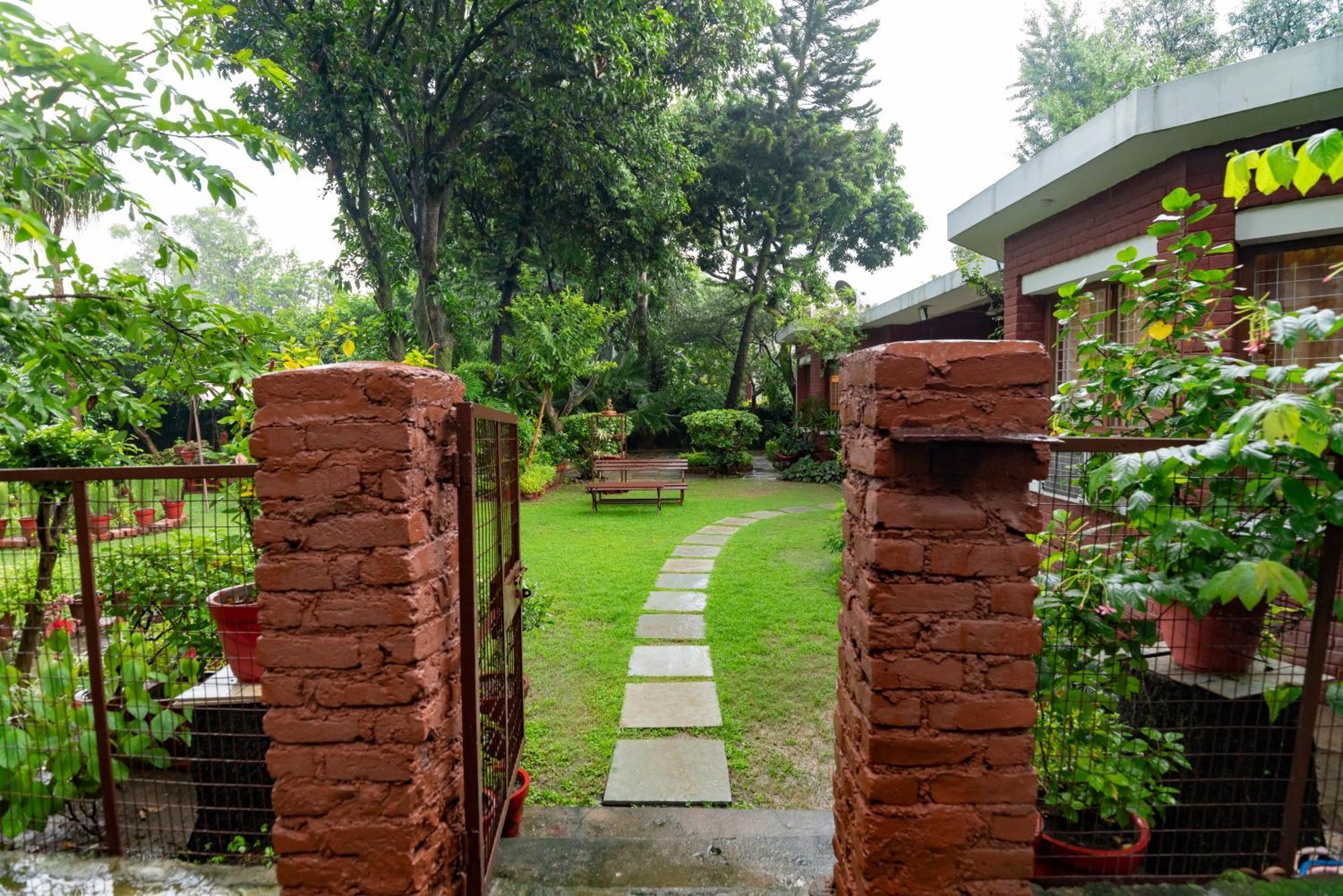 Saffronstays Doon Garden Villa - Near Doon School And Mall Road Dehradun Exterior foto