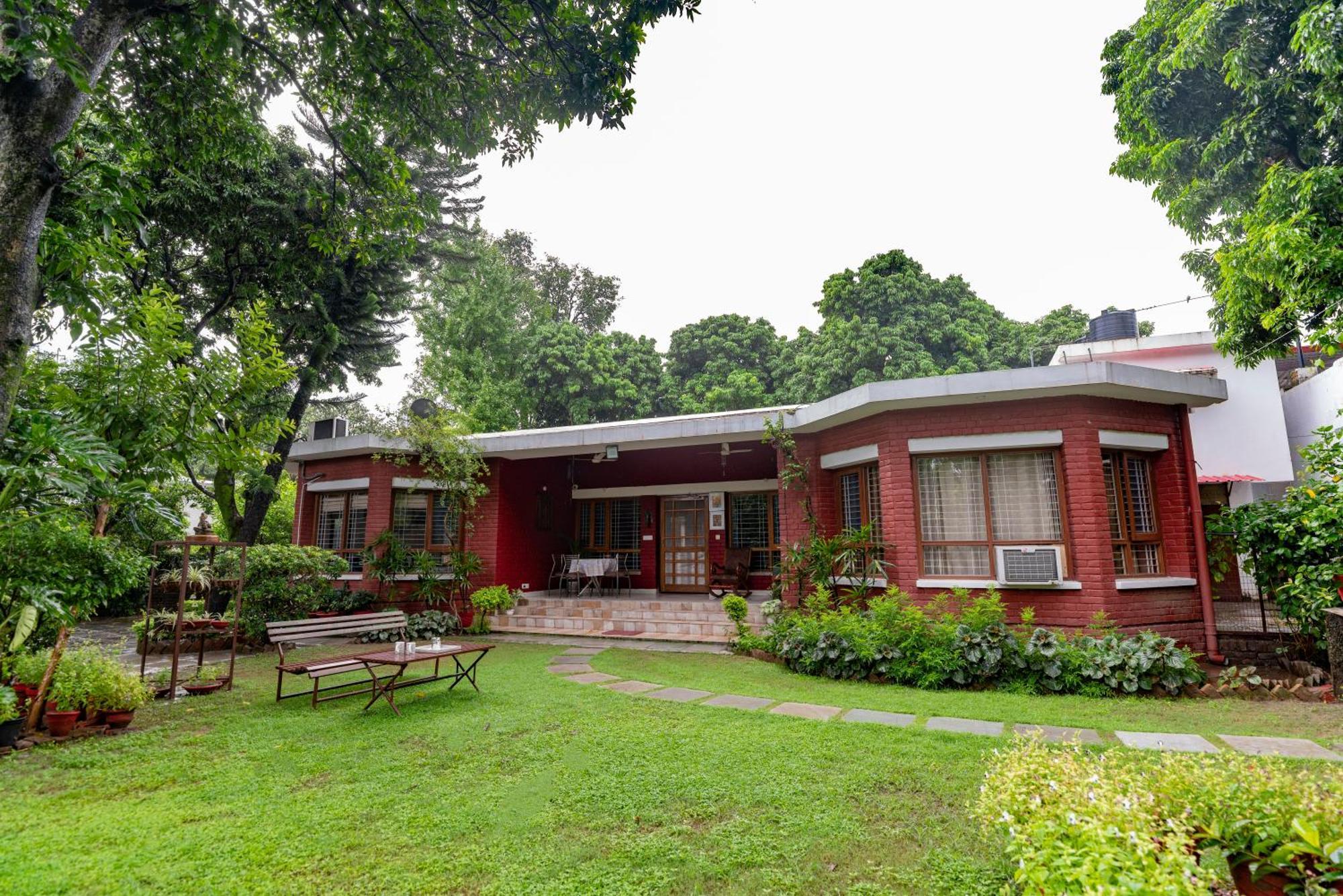 Saffronstays Doon Garden Villa - Near Doon School And Mall Road Dehradun Exterior foto